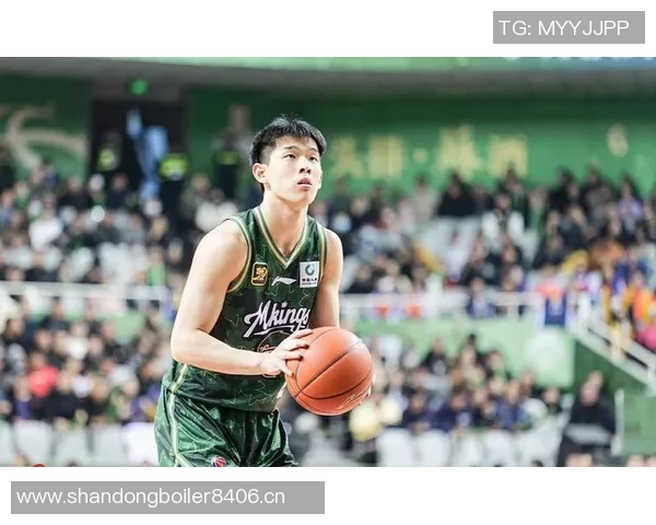 林葳自评试训独行侠表现仅50分赞美国球员拼搏精神令人印象深刻 林葳自评试训独行侠表现仅50分赞美国球员拼搏精神令人印象深刻