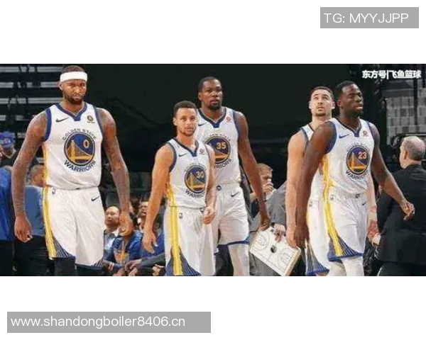 姚明称杜兰特加盟火箭为球队注入强心剂新赛季充满期待与看点 姚明称杜兰特加盟火箭为球队注入强心剂新赛季充满期待与看点