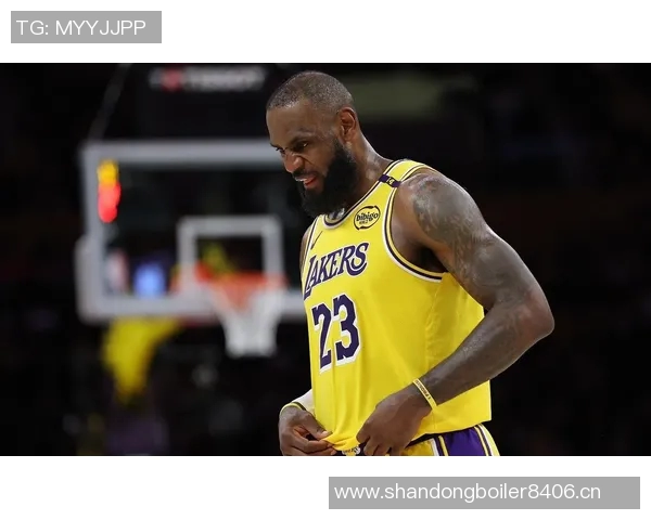 詹姆斯15年前梗再现引热议苏群称营销过度让球迷久等 詹姆斯15年前梗再现引热议苏群称营销过度让球迷久等
