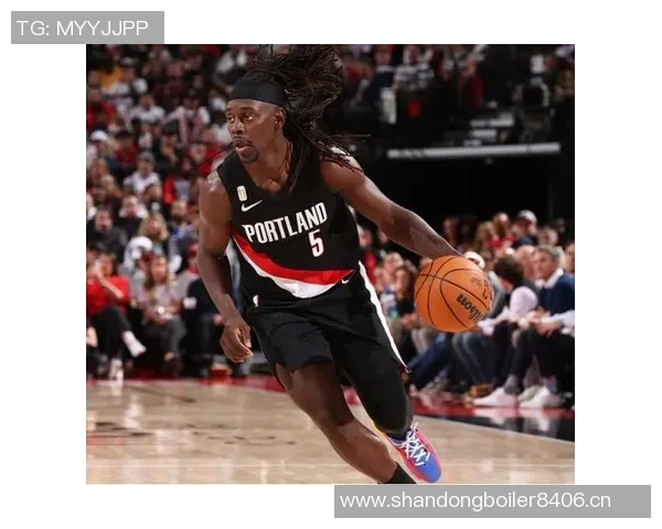 比卢普斯透露季前赛策略霍勒迪首战下半场缺席或调整先发阵容 比卢普斯透露季前赛策略霍勒迪首战下半场缺席或调整先发阵容