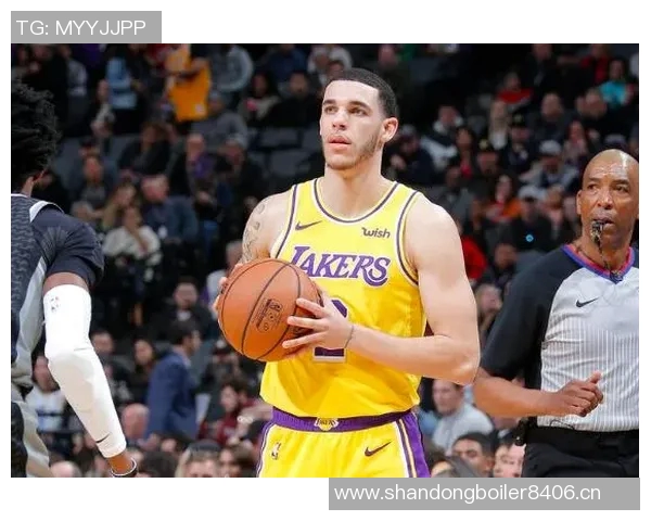 弗拉格称赞布兰登威廉姆斯实力出众关键时刻贡献不可或缺