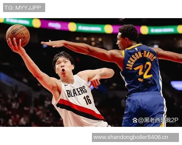 开拓者教练组强调前场篮板能力对球员上场时间的重要性 开拓者教练组强调前场篮板能力对球员上场时间的重要性