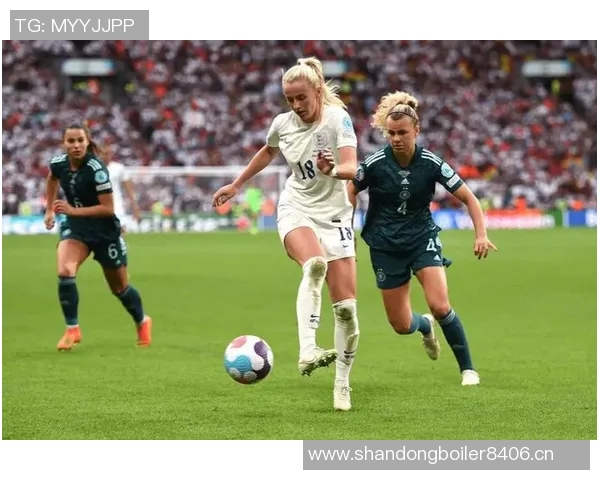 曼城女足前锋前女友年仅27岁不幸车祸身亡未系安全带引发关注